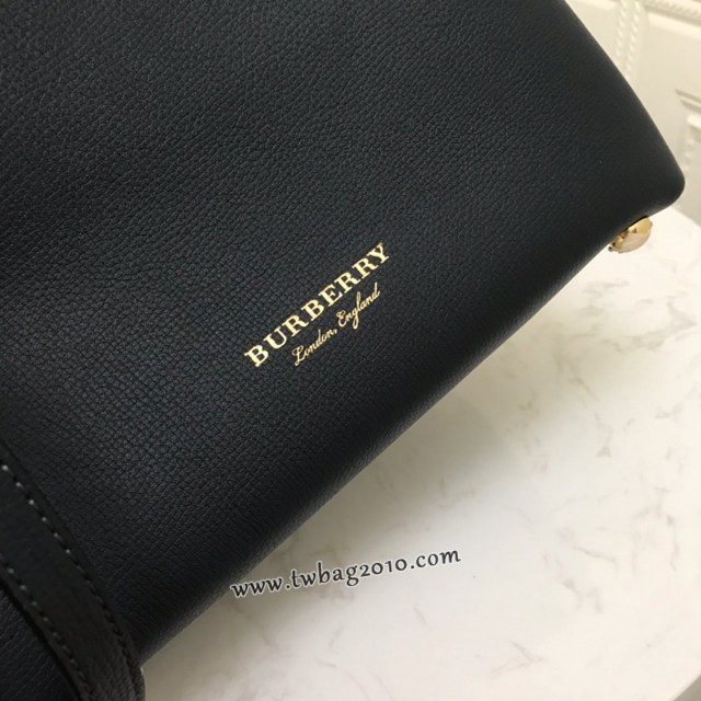 Burberry專門店新款小號藍色托特包 巴寶莉粒面小牛皮女士手提肩背包 yxb1015